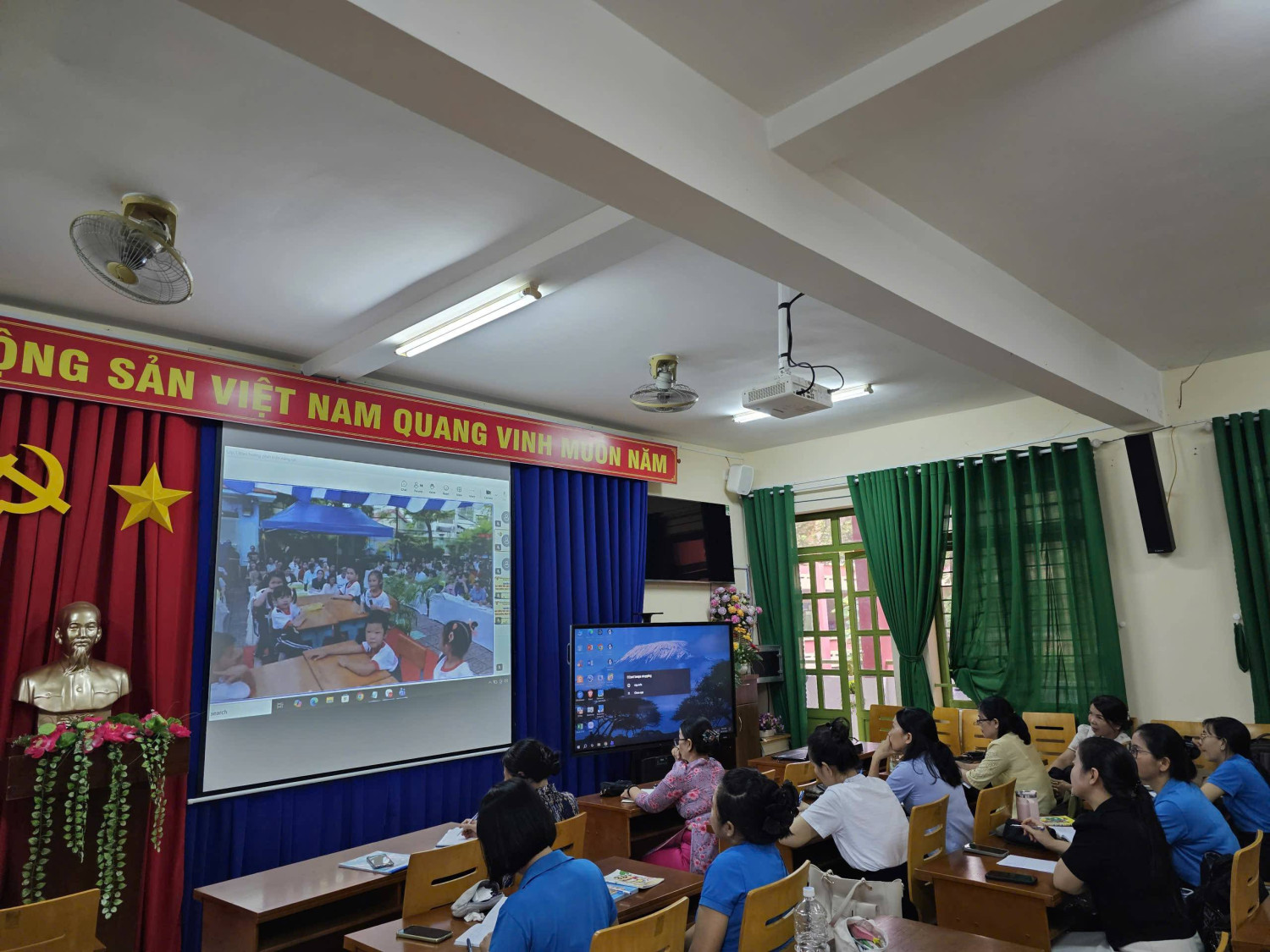 Tập huấn Chuyên đề dạy học Tiếng Việt lớp 1 theo hướng phát triển năng lực học sinh