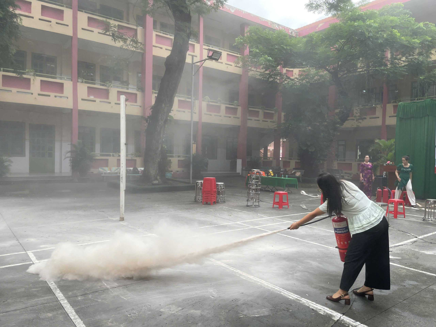 1 33ed01be3b87b7d9ee961