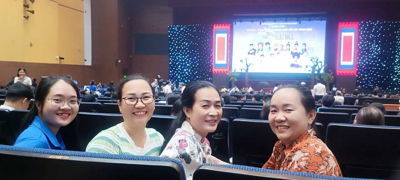 0 439834196100809868414