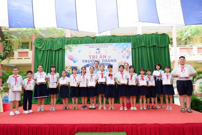 Trường Tiểu học Phú Pỹ tổ chức Lễ tri ân và ra trường cho học sinh lớp 5 năm học 2025–2026